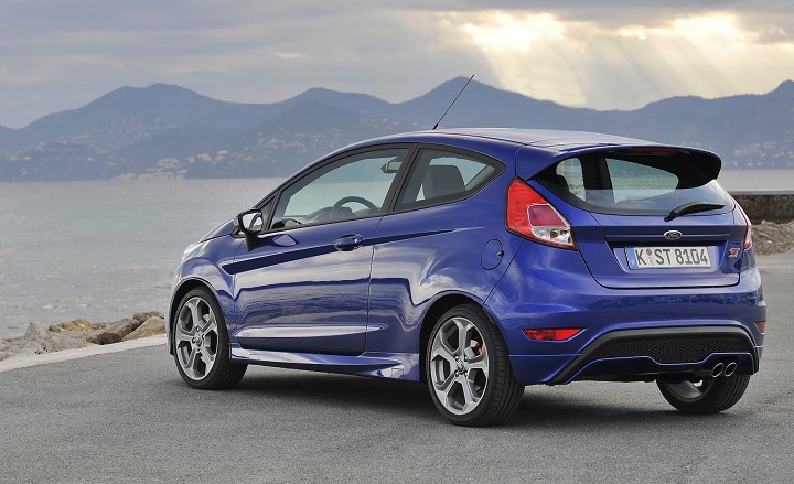 Ford-Fiesta-ST-static-rear-side.jpg