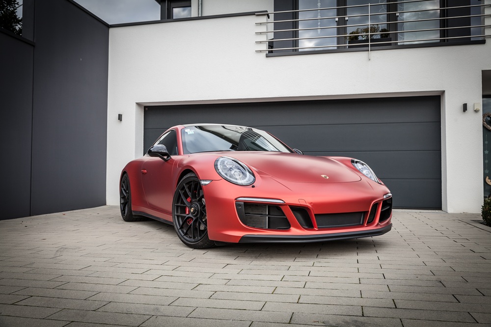 KW_Porsche_911_Facelift_C4-GTS_Typ_991_014.jpg