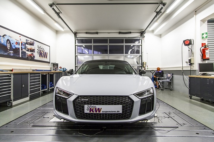 LOW_KW_Audi_R8_Typ_42_V10-5.2-FSI.jpg