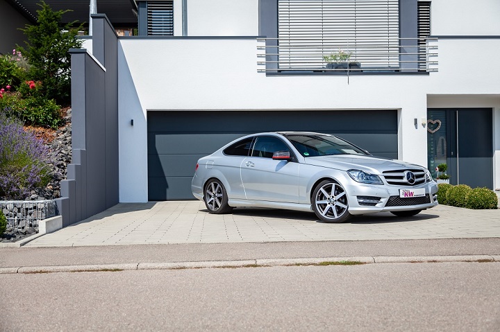 Mitarbieter_Shooting_KW_Mercedes_C-Klasse_003.jpg