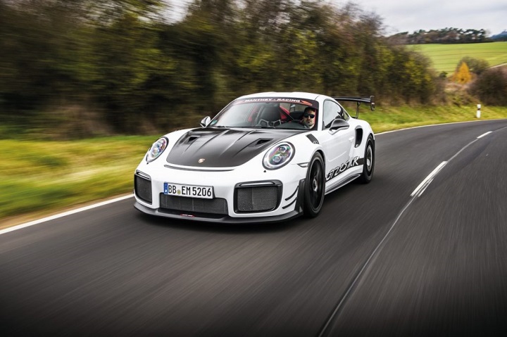 KW_Blog_MR-Clubsport_made_by_KW_Porsche_911_GT2-RS-MR_004-1024x682.jpg