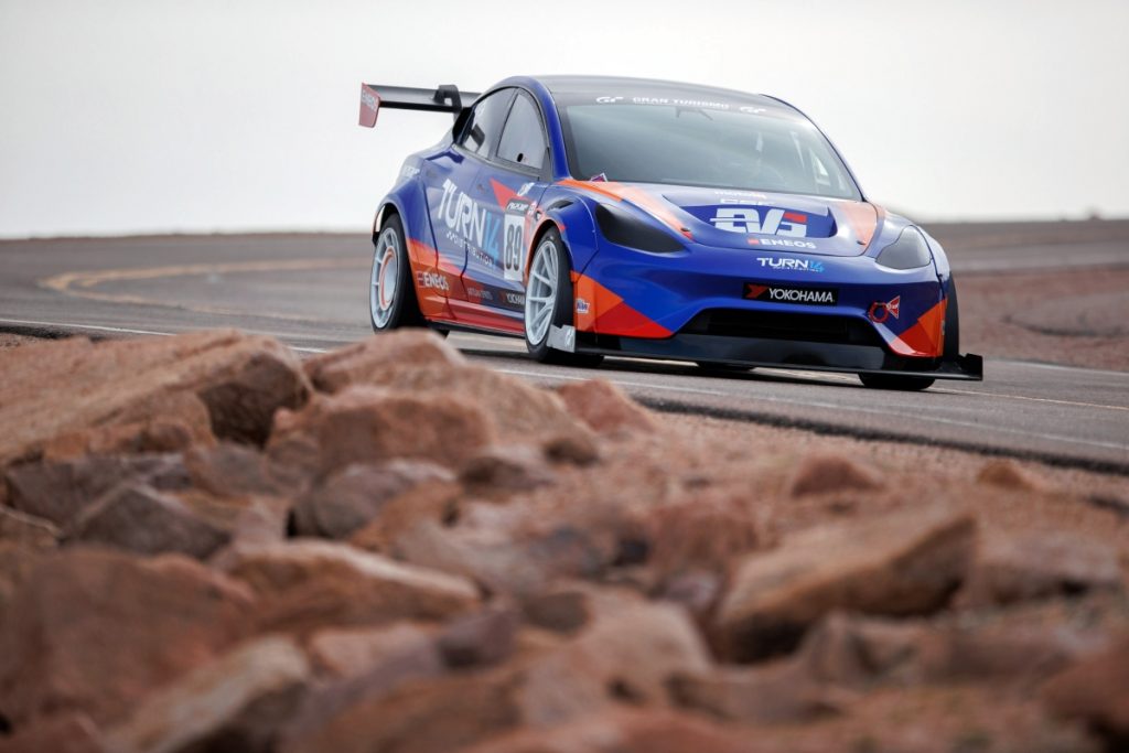 KW_Blog_DaiYoshihara_Eneos_Pikes_Peak_2022_Tesla_Model_3_KW_Racing_0009-1024x683.jpg